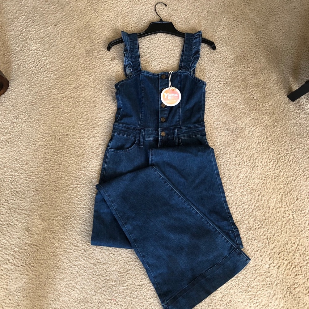 Rhea Ruffle Jumpsuit - Picture 5 of 9